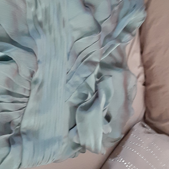 Dress - Picture 7 of 7